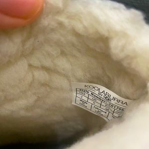 Koolaburra by UGG size 7 worn twice, excellent condition.
